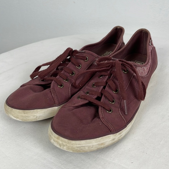 Keds Classic Canvas Sneaker in Burgandy - 9.5